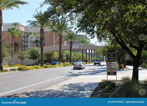 ASU Tempe campus editorial photo. Image of tree, lane - 267673356