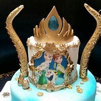 Frozen Cake Decorated Cake By F Es Maison Ahmadi Cakesdecor