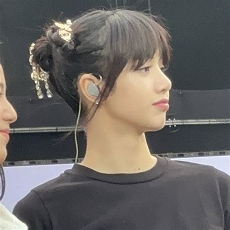 Honors Lisa On Twitter WAITT IS LISA WEARING THE THAI OUTFIT TODAY