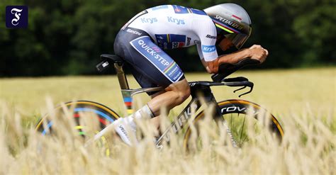 Remco Evenepoel Remporte Le Contre La Montre Pogacar En Jaune