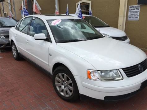 Volkswagen Passat Glx Motion Sedan Door L