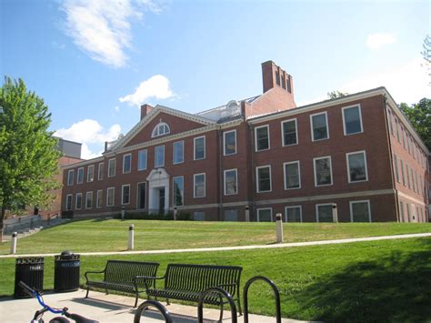 Umass Amherst Visitors Center Skinner School Of Nursing