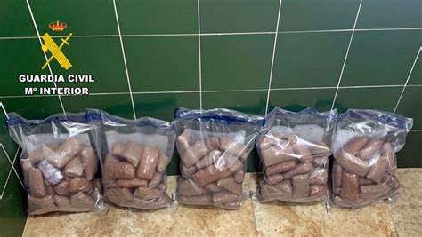 La Guardia Civil intercepta un transporte de droga con más de nueve