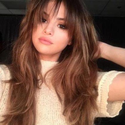 Selena Gomez Changes Up Hairstyle With Bangs | Gephardt Daily