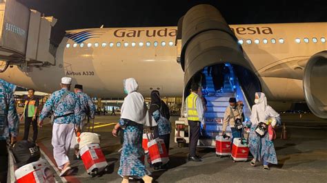 GARUDA INDONESIA SIAPKAN PESAWAT PENGGANTI GA 6239 UNTUK LAYANI