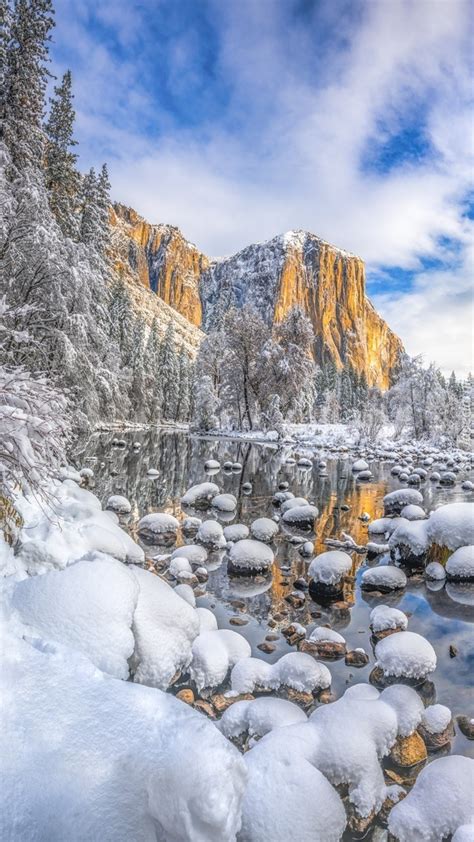 O Nie One Kamienie W Rzece Merced River Tapeta Na Telefon