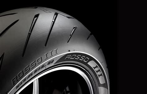 Diablo Rosso™ Iii Dianteiro 11070 R 17 Mc 54h Tl Pirelli
