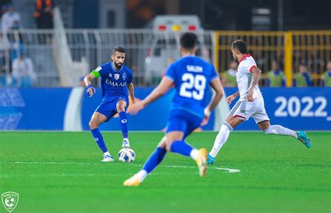 الهلال يحوّل تأخره لتعادل مثير أمام الشارقة الإماراتي في دوري أبطال