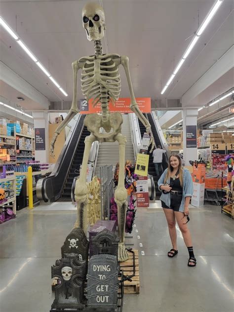 How the 12-foot Home Depot skeleton became a perennial hit | Mashable