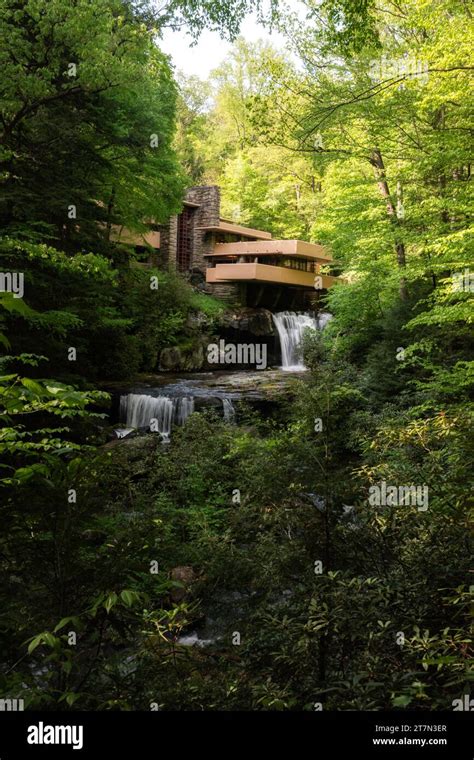 Falling Water Frank Lloyd Wright Designed Home Masterpiece Rural