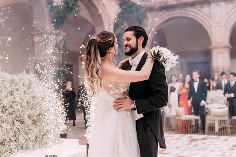 Playlists de bodas 670 canciones para cada momento de su día B