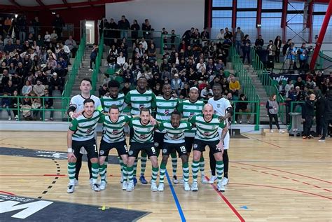 D Futsal Le Sporting Club De Paris Finit Par Sincliner Nantes