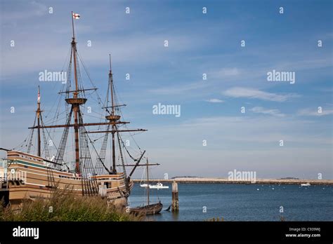 Mayflower Replica Sailing Ship, Plymouth, MA Stock Photo - Alamy