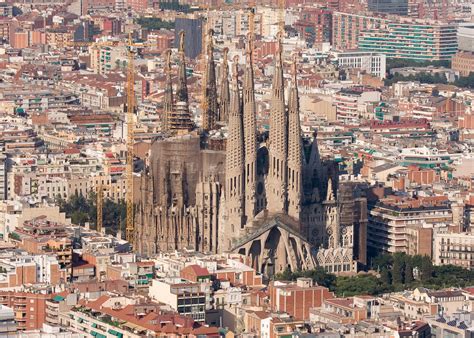 La Sagrada Familia The Church Nuanced Art Deco In The Heart Of