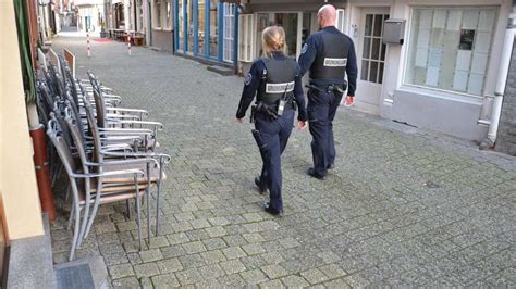 Corona Limburg Viele Verstöße gegen Kontaktverbot Polizei greift ein