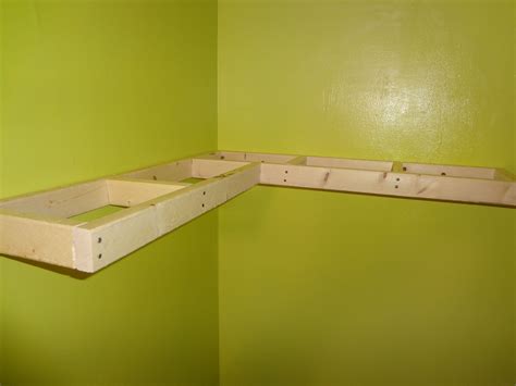 Floating Corner Shelf | Corner shelf design, Floating corner shelves, Diy desk plans