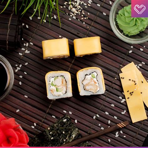 Чикен ролл - SUSHI LOVE