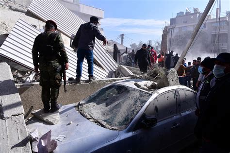 42 Soldados Sirios Y Miembros De Hizbulá Muertos En Un Ataque Aéreo