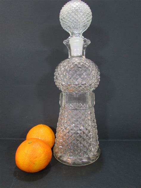 Vintage Whiskey Decanter/Old Decanter/ Vintage Glass Decanter/