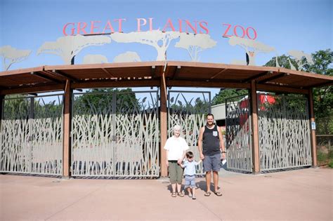 Great Plains Zoo │ South Dakota, USA - Traveling with JC