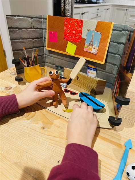 Plasticine Morph Animation Maker Ad Ted India And Maxwells