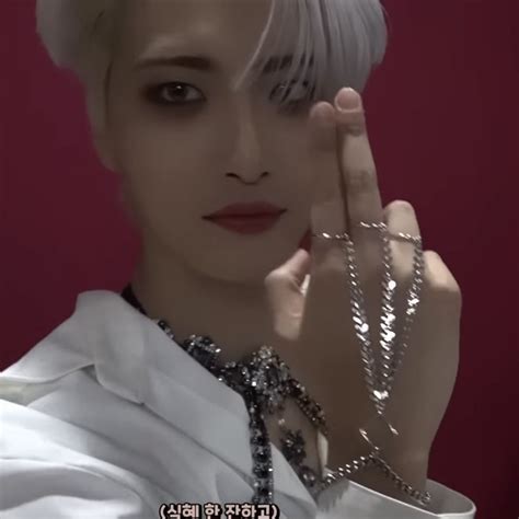 Ateez Seonghwa Icon Pfp Loglogbook In 2023 Musician Icon Living In