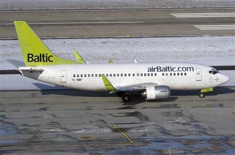 Boeing 737 500 Pictures Technical Data History Barrie Aircraft Museum