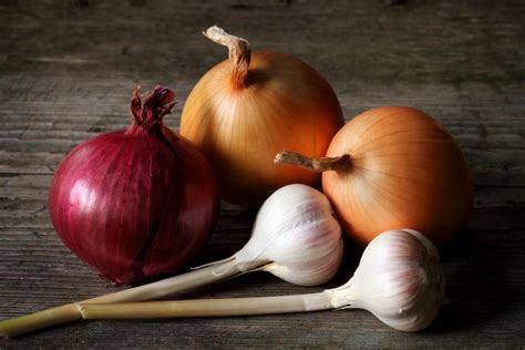 How To Store Garlic And Onions Storables