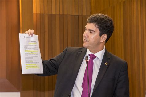 Eduardo Braide assume Prefeitura de São Luís mais de sessenta