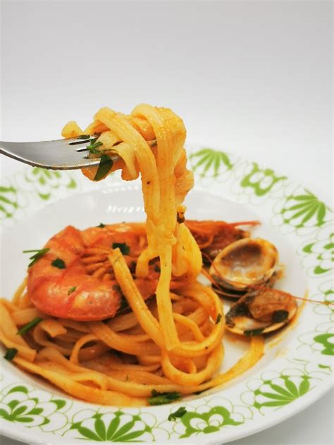 Linguine Rigate Allo Scoglio In Cucina Con Ramy