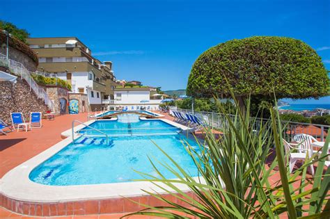 Residence Appartamenti Con Piscina Vista Mare Pietra Ligure Vacanza