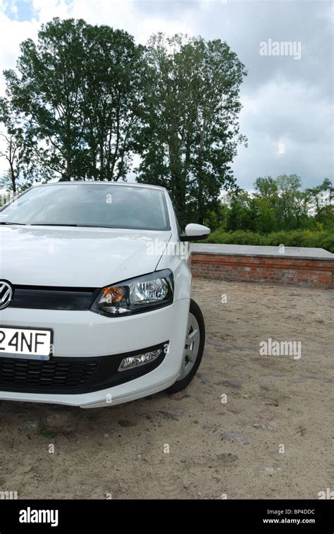 Volkswagen Polo 1 2 TDI BlueMotion MY 2010 White German Popular