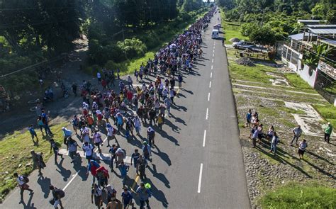 At Least 7 000 People Now Part Of Migrant Caravan Heading Through