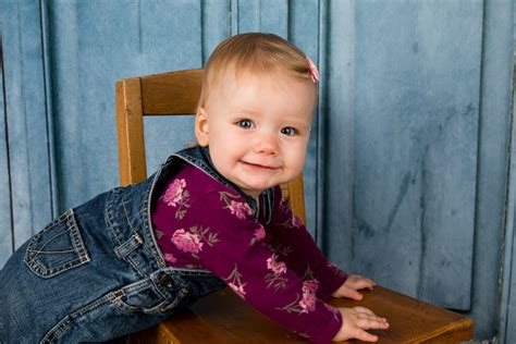 Happy 1st Birthday Hannah Babys 1st Birthday Session At The Studio