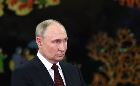 Vladimir Putin vrea să facă pace A anunțat personal