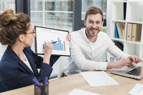 Premium Photo Front View Of Human Resources Woman Posing In The Office