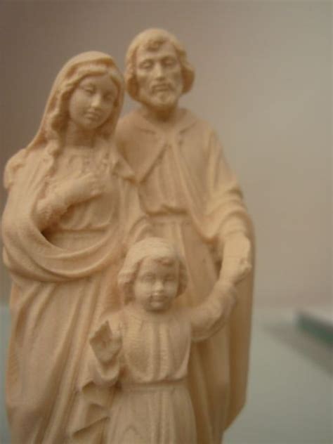 Statue De La Sainte Famille En Bois Naturel