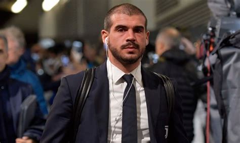 Genoa Sturaro Emozionato E Felice Alla Juve Quattro Anni Stupendi