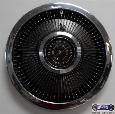 691 Hubcap 15 70 72 FORD THUNDERBIRD WIRE DESIGN