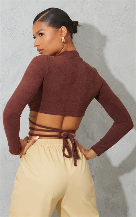 Chocolate Toweling Drawstring Cut Out Crop Top Prettylittlething