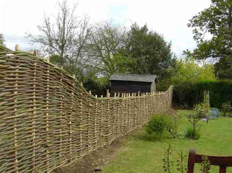 Protective Wattle Fence In 5 Practical Steps