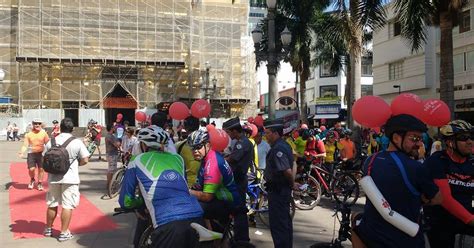 G Por Ciclovia Na Glic Rio Bicicleta O Re Ne Pessoas Em