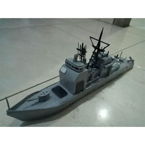 Jual Miniatur Kapal USS Port Royal Modern Warship Shopee Indonesia