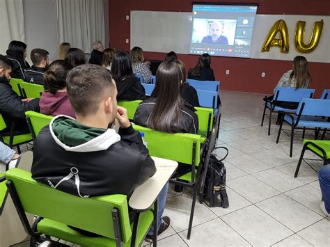 URI Câmpus Santiago Preservação do patrimônio foi o tema da aula