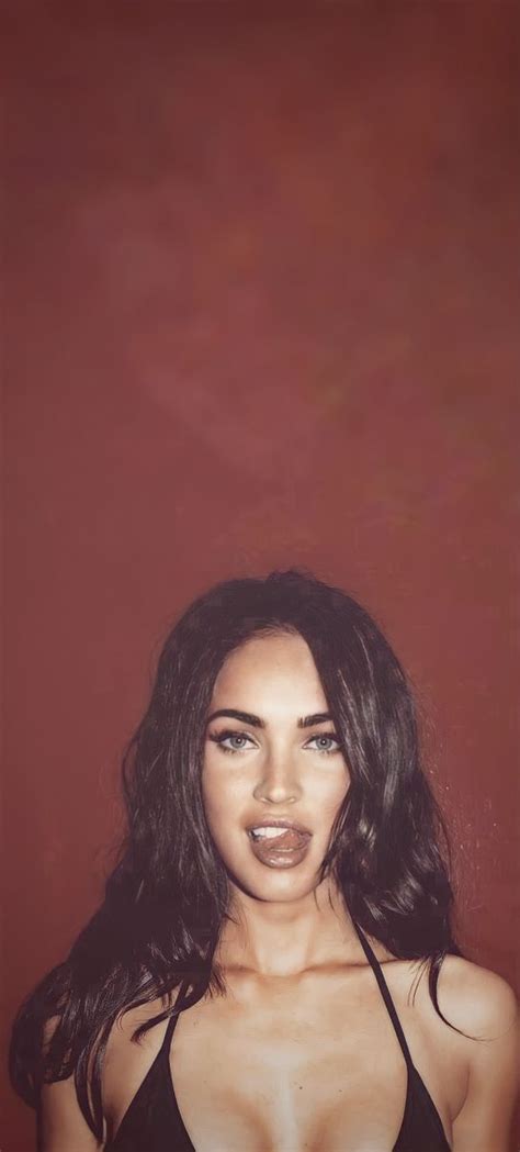 Megan Fox Wallpaper