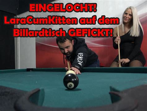 Der Porno Beamte EINGELOCHT LaraCumKitten Auf Dem Billardtisch