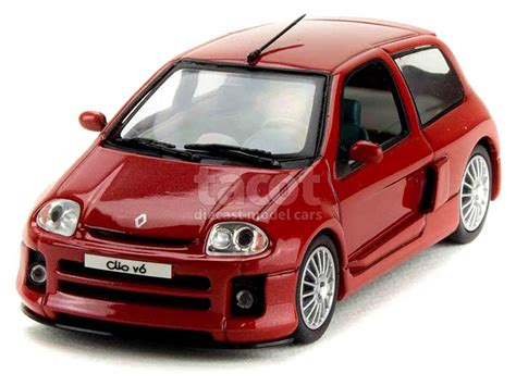 Renault Clio II V6 1998 Universal Hobbies 1 43 Autos Miniatures