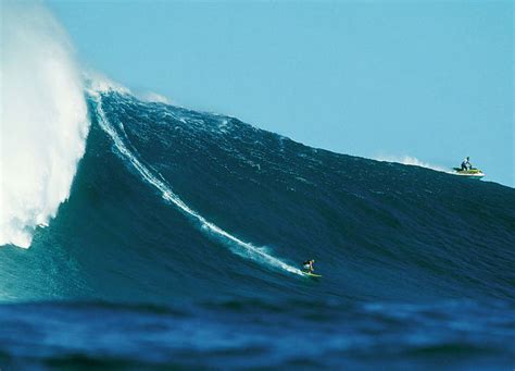 Jaws Big Wave Championship, pinnacle of big-wave surfing, commences on ...