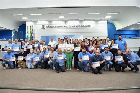 Campo Grande entrega de Moção de Agradecimento Profissional