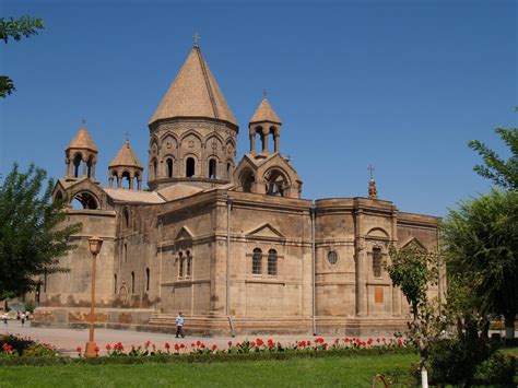 PicturesPool: Armenia Tourist Places | yerevan city pictures